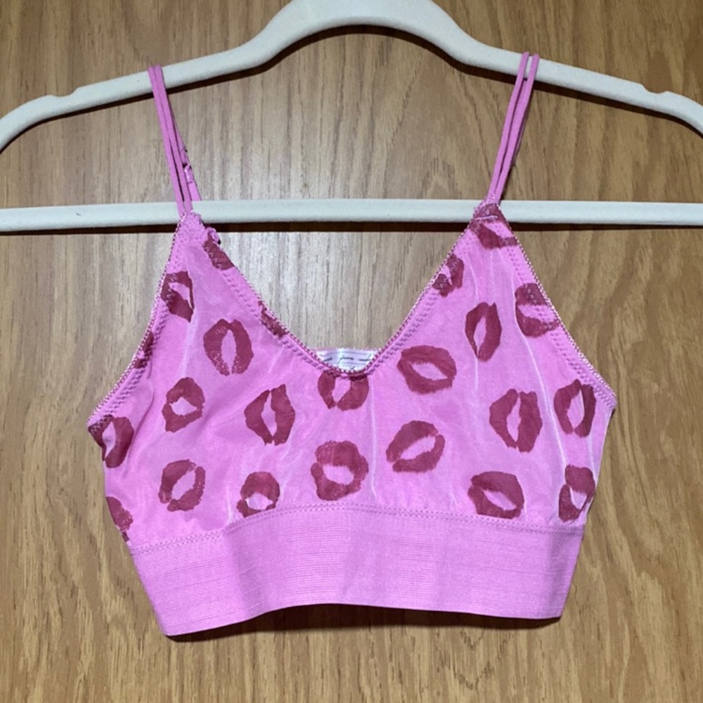 Out From Under Avery Lips Bralette‎ Size S